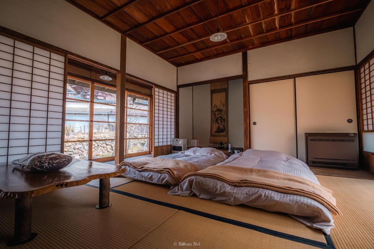 Japan'S Oldest Remaining Company Housing Villa Aszago Kültér fotó