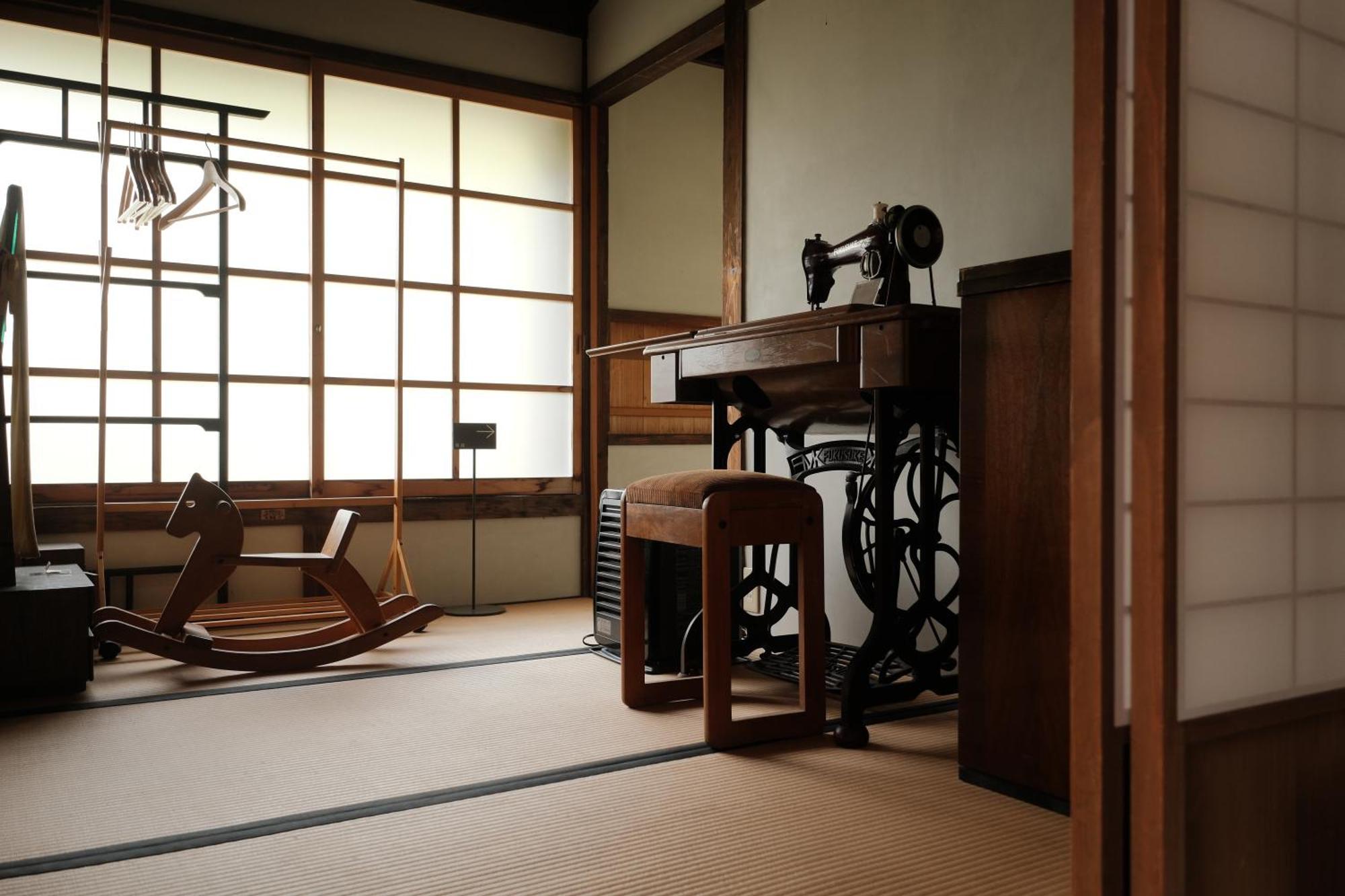 Japan'S Oldest Remaining Company Housing Villa Aszago Kültér fotó