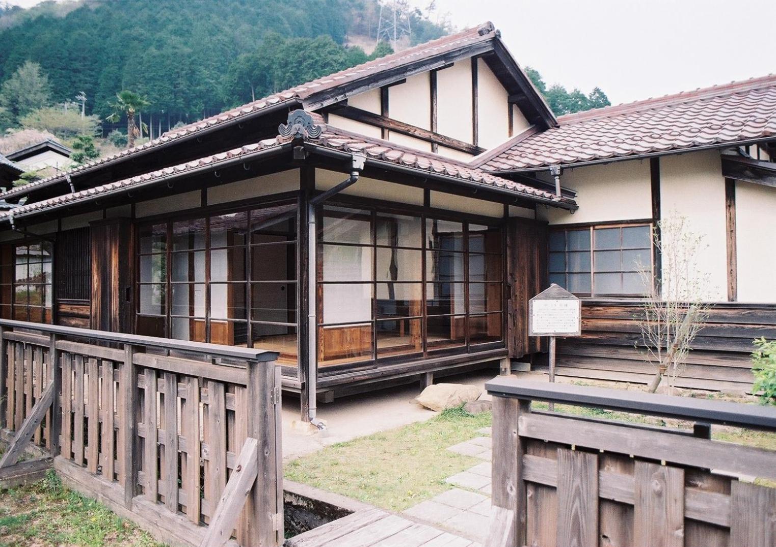 Japan'S Oldest Remaining Company Housing Villa Aszago Kültér fotó
