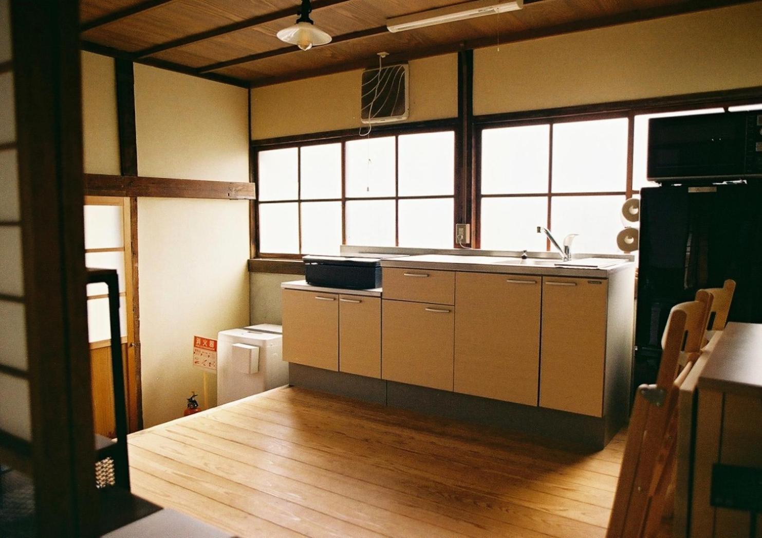 Japan'S Oldest Remaining Company Housing Villa Aszago Kültér fotó