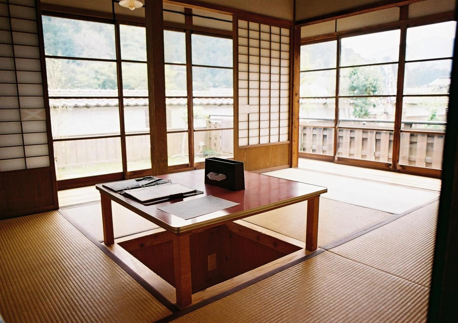 Japan'S Oldest Remaining Company Housing Villa Aszago Kültér fotó